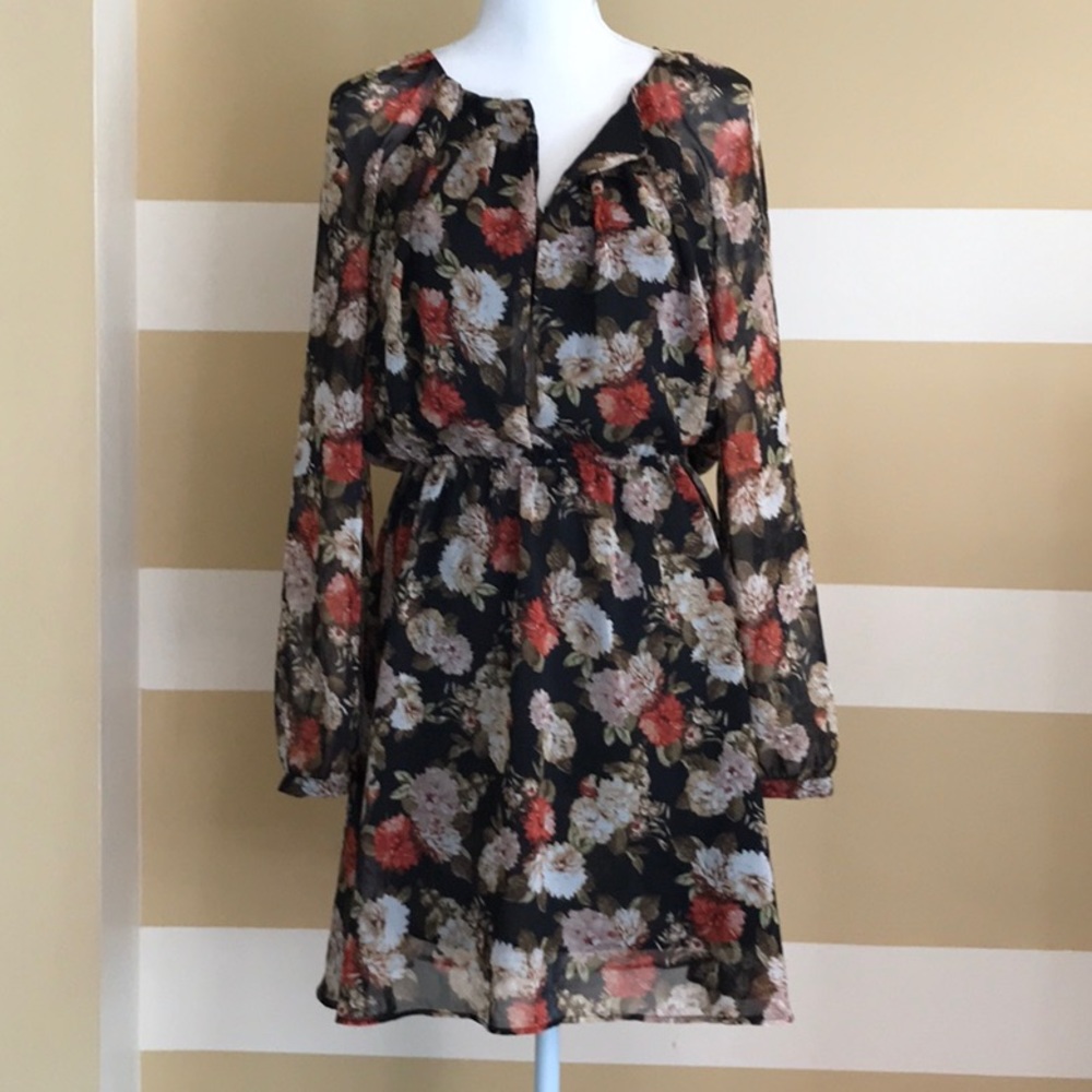 🟠 MNG Lined Silky Polyester Floral Dress, Stretchy, size 6